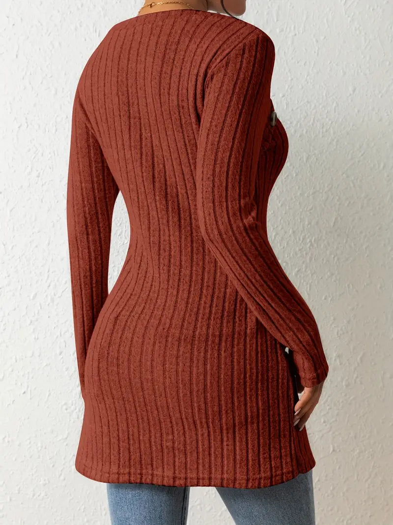 Julia - Haut Asymétrique à Côtes à la Mode