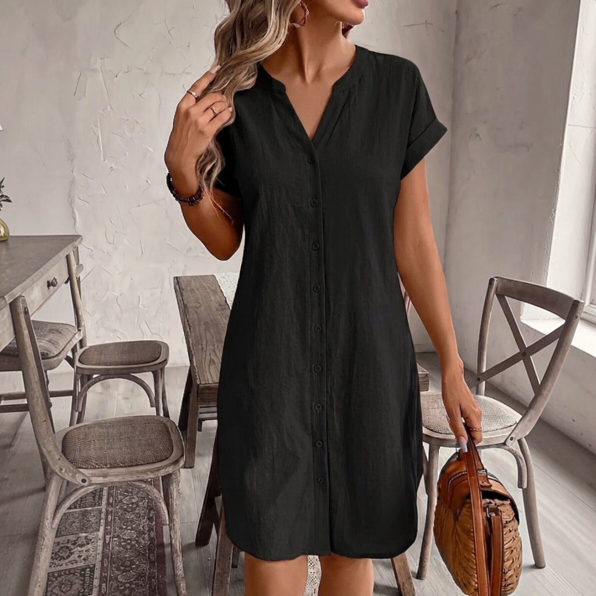 CLAIRE LYON | ROBE CHEMISE À COL EN V POUR FEMMES