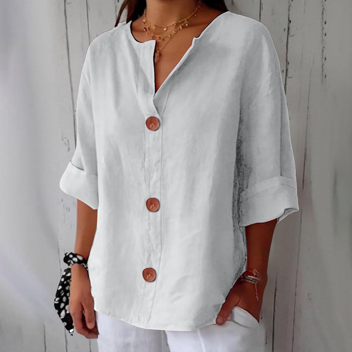 CLAIRE LYON | CHEMISE À COL EN V POUR FEMMES