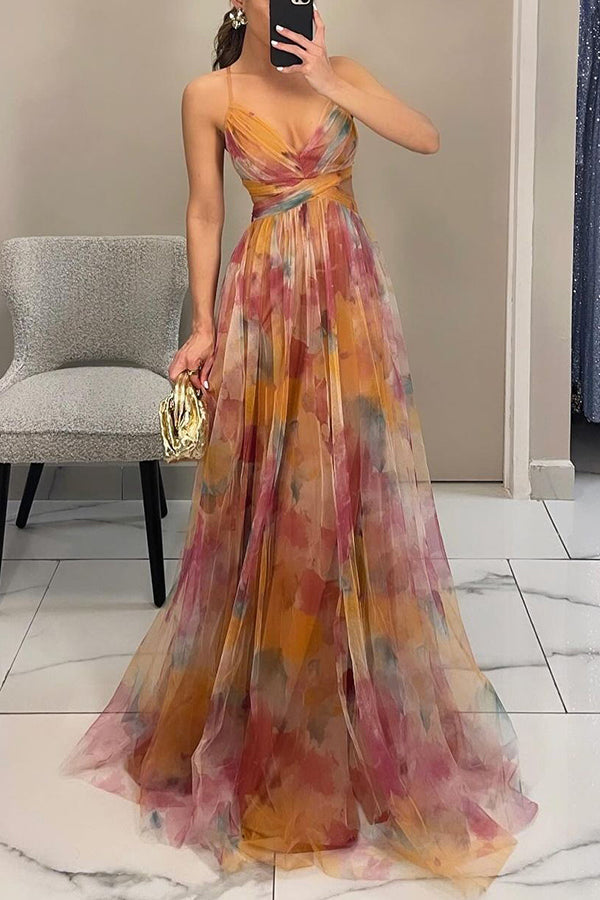 Robe Longue Décolleté V et Jupe Fluide – Motif Multicolore Abstrait