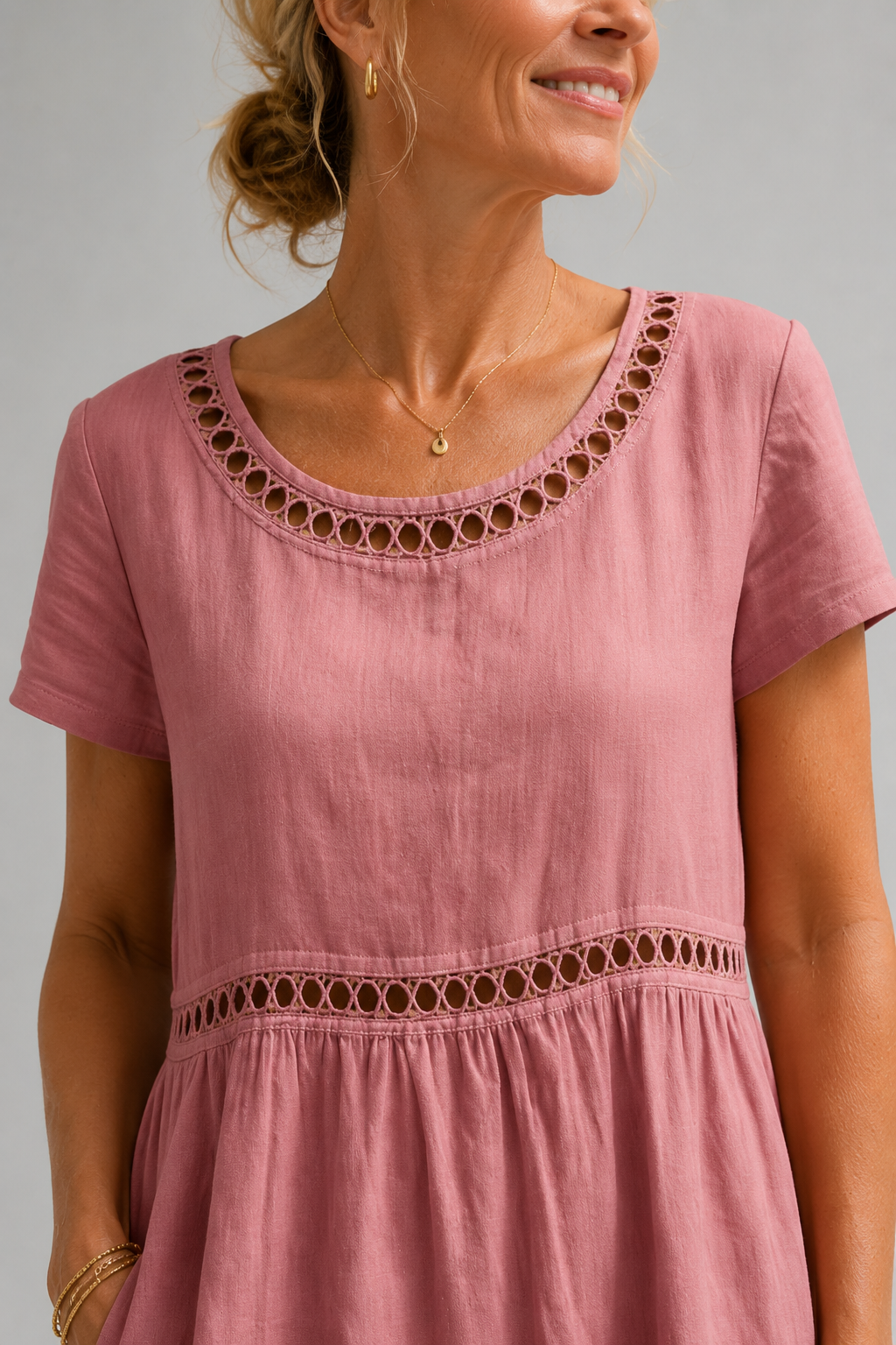 CLAIRE LYON | MODERNE ROBE MIDI BRODÉE POUR FEMMES