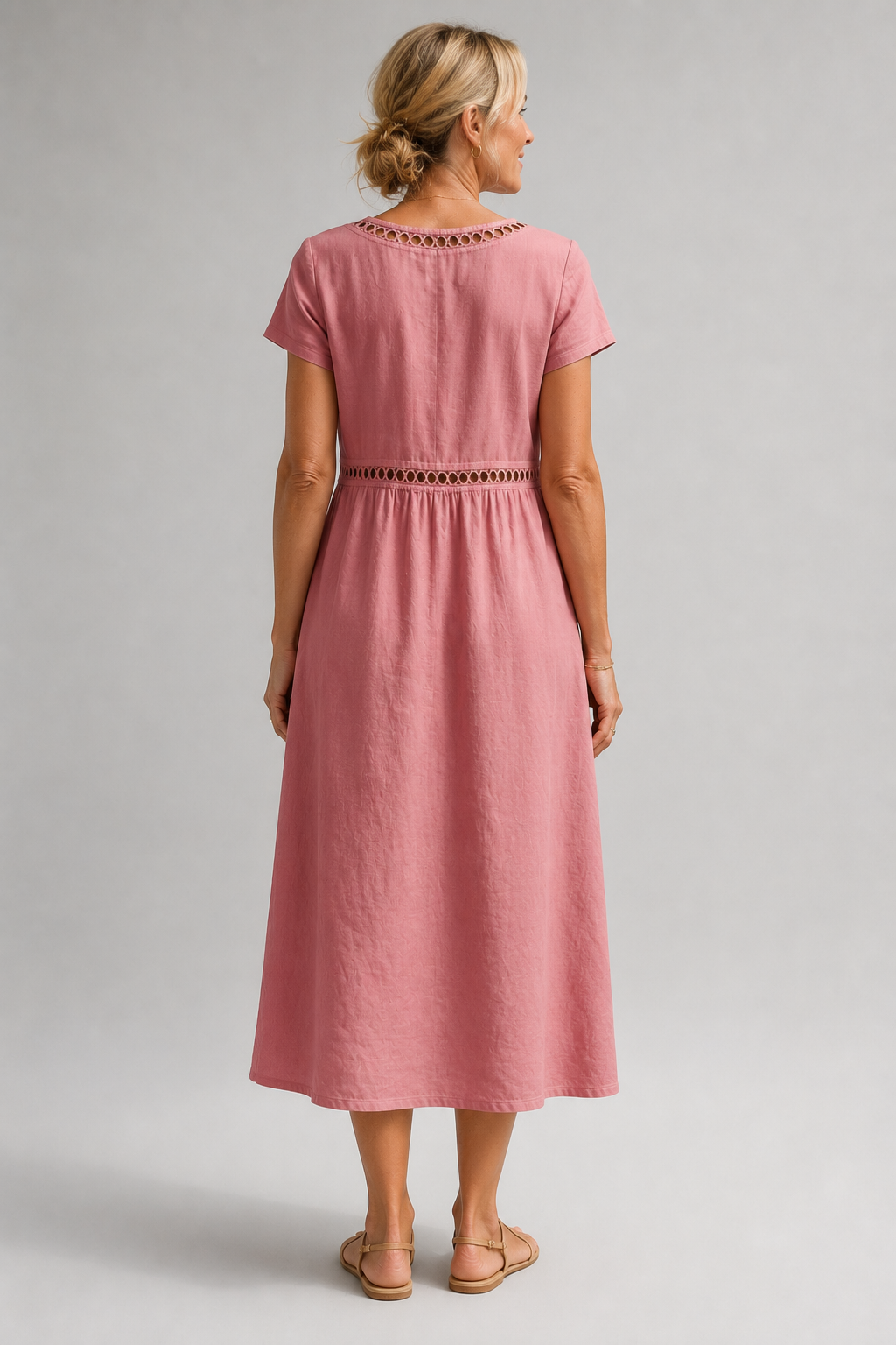 CLAIRE LYON | MODERNE ROBE MIDI BRODÉE POUR FEMMES