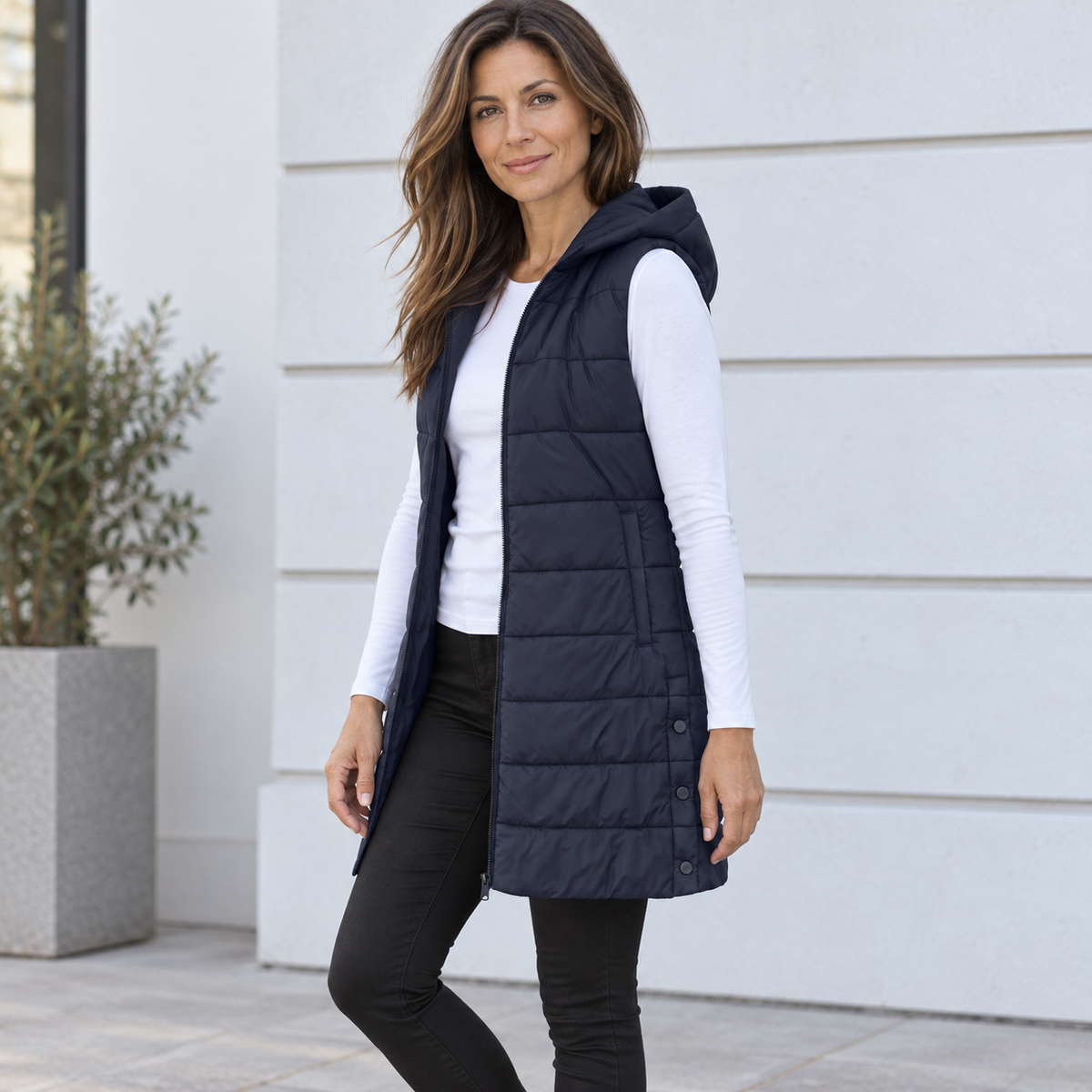 CLAIRE LYON | GILET LONG MATELASSÉ À CAPUCHE POUR FEMMES
