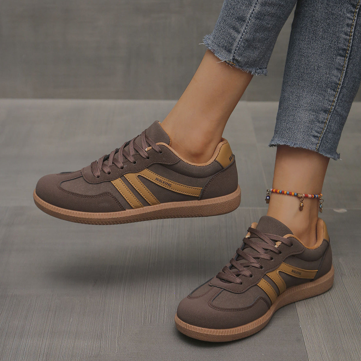 CLAIRE LYON | CHAUSSURES DE MARCHE REMBOURRÉES POUR FEMMES
