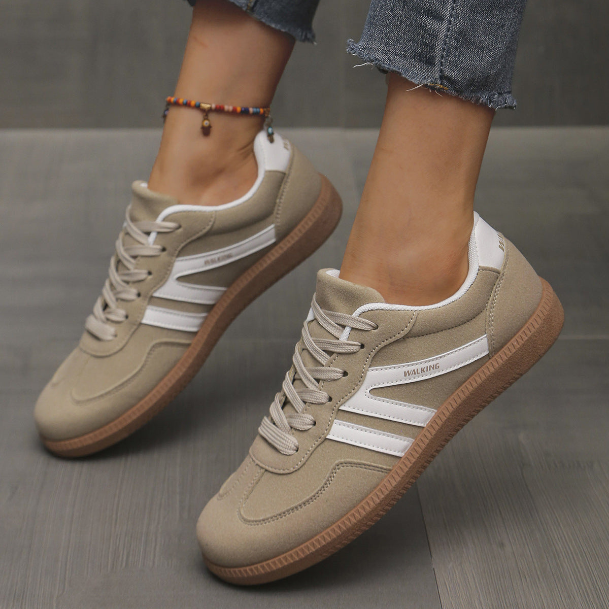 CLAIRE LYON | CHAUSSURES DE MARCHE REMBOURRÉES POUR FEMMES