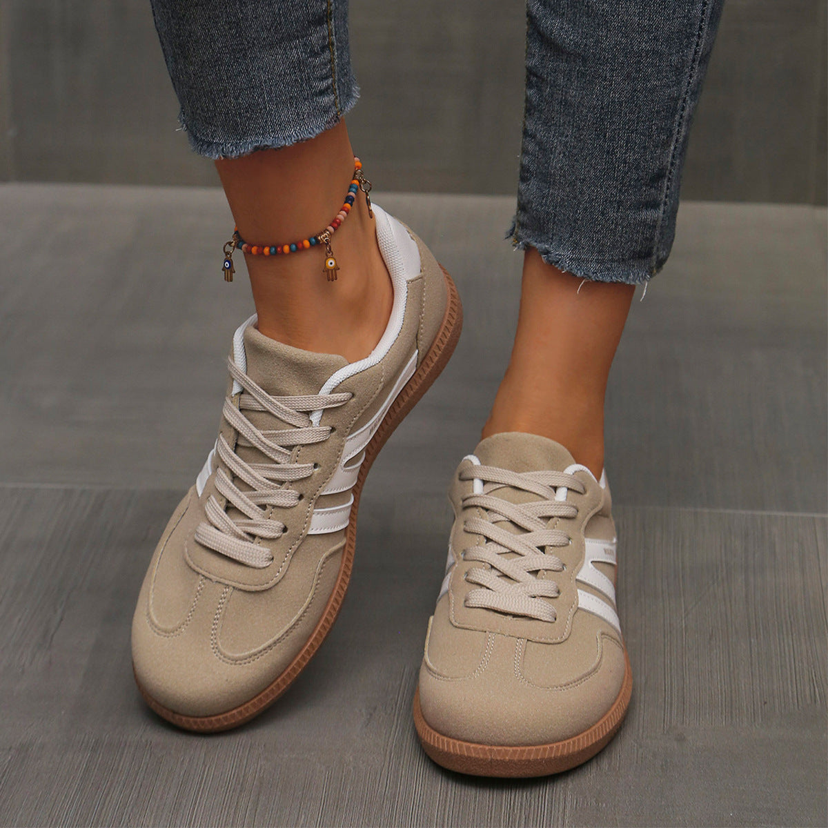 CLAIRE LYON | CHAUSSURES DE MARCHE REMBOURRÉES POUR FEMMES