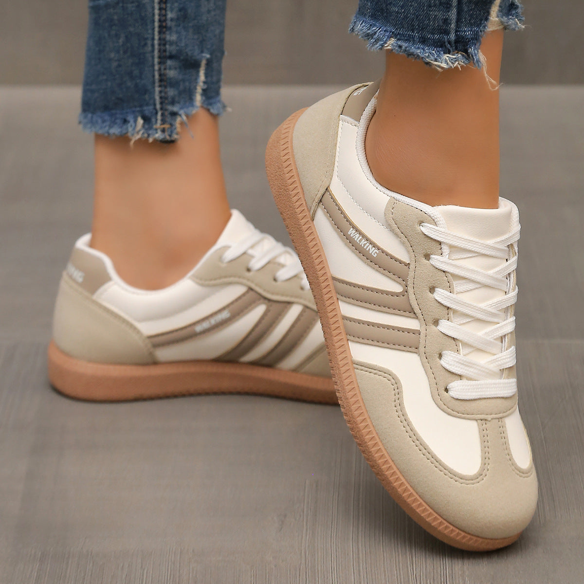 CLAIRE LYON | CHAUSSURES DE MARCHE REMBOURRÉES POUR FEMMES