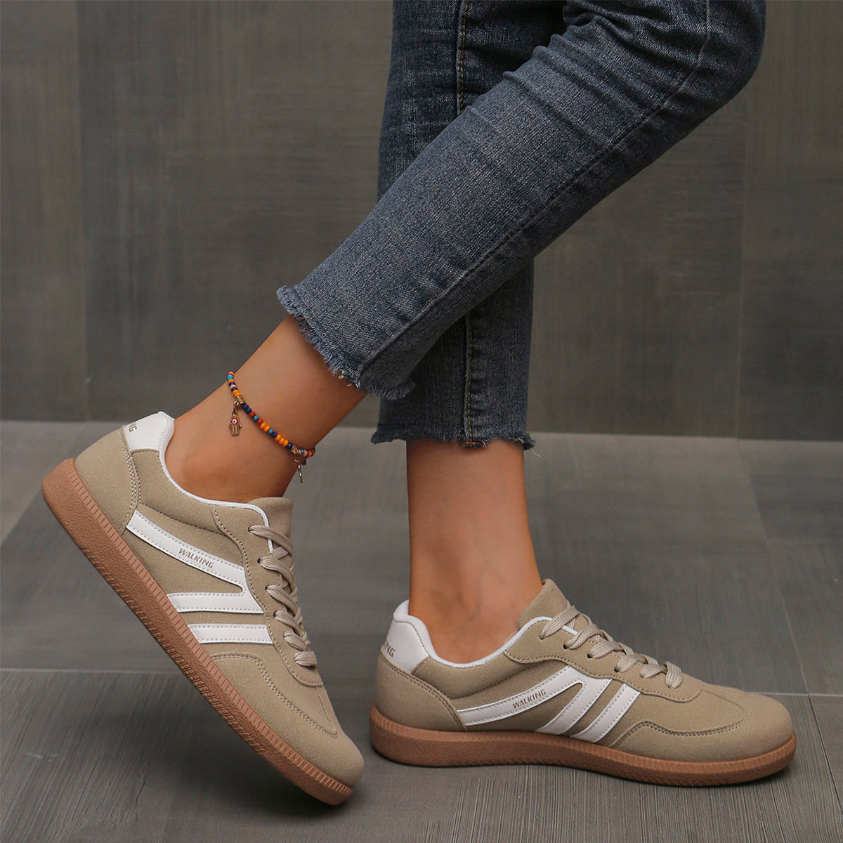 CLAIRE LYON | CHAUSSURES DE MARCHE REMBOURRÉES POUR FEMMES