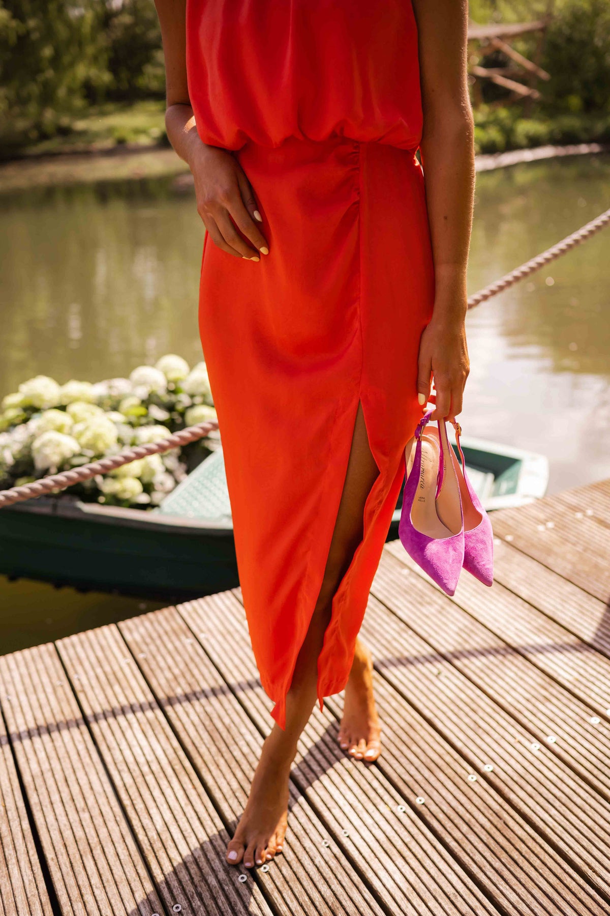 CLAIRE LYON | ROBE MIDI SANS MANCHES POUR FEMMES