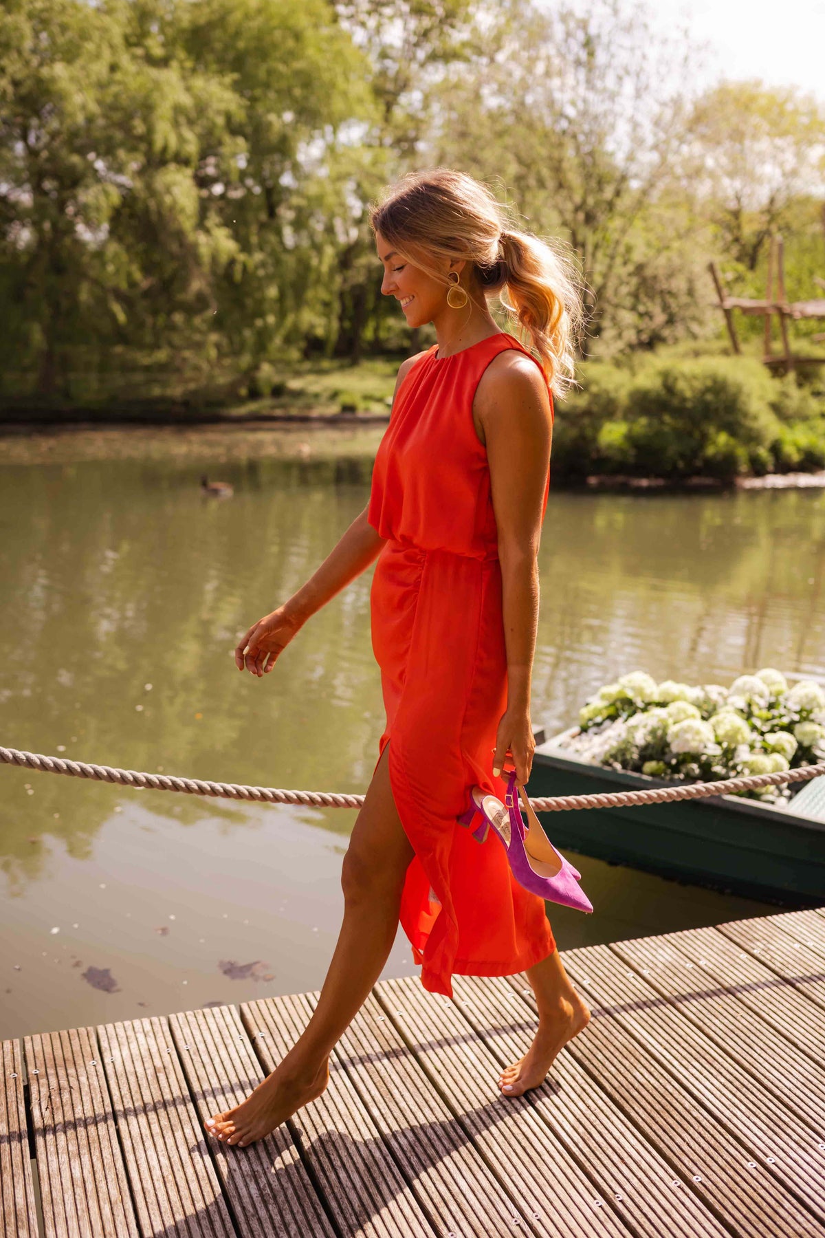 CLAIRE LYON | ROBE MIDI SANS MANCHES POUR FEMMES