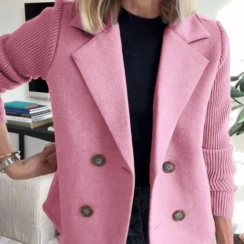Amora | Blazer élégant avec des manches en tricot