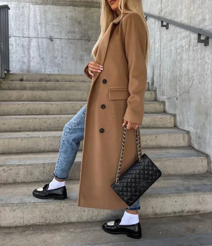 Manteau femme long ceinturé coupe ajustée maille mélangée usage quotidien
