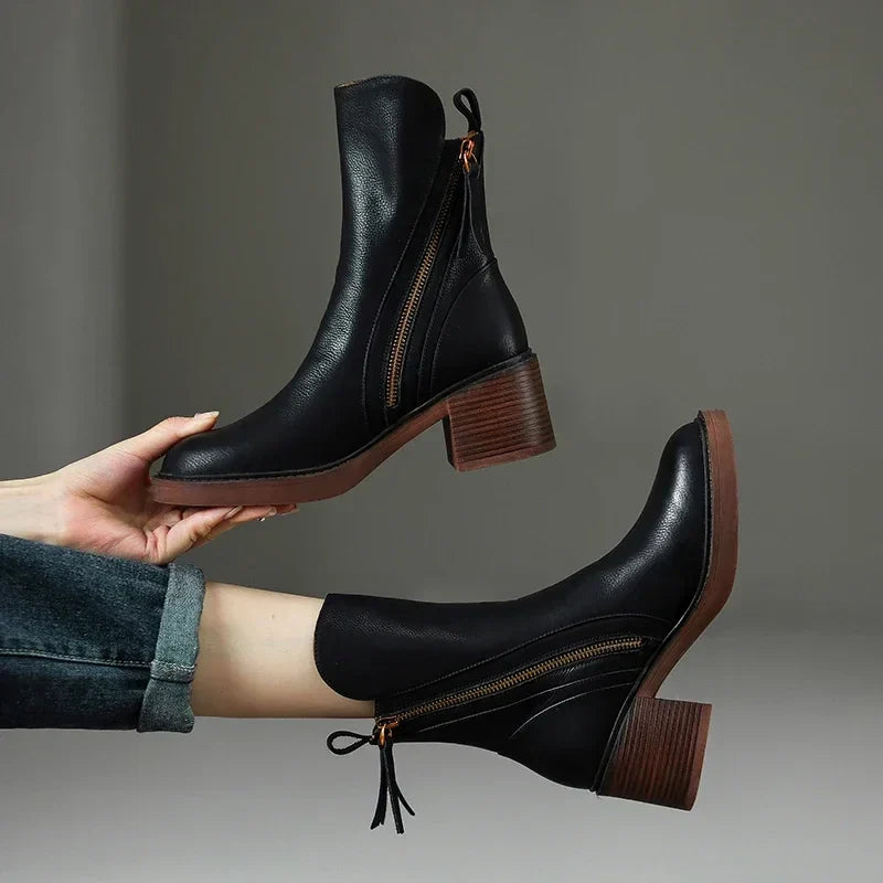 CLAIRE LYON | BOTTINES À TALON BLOQUÉ POUR FEMMES