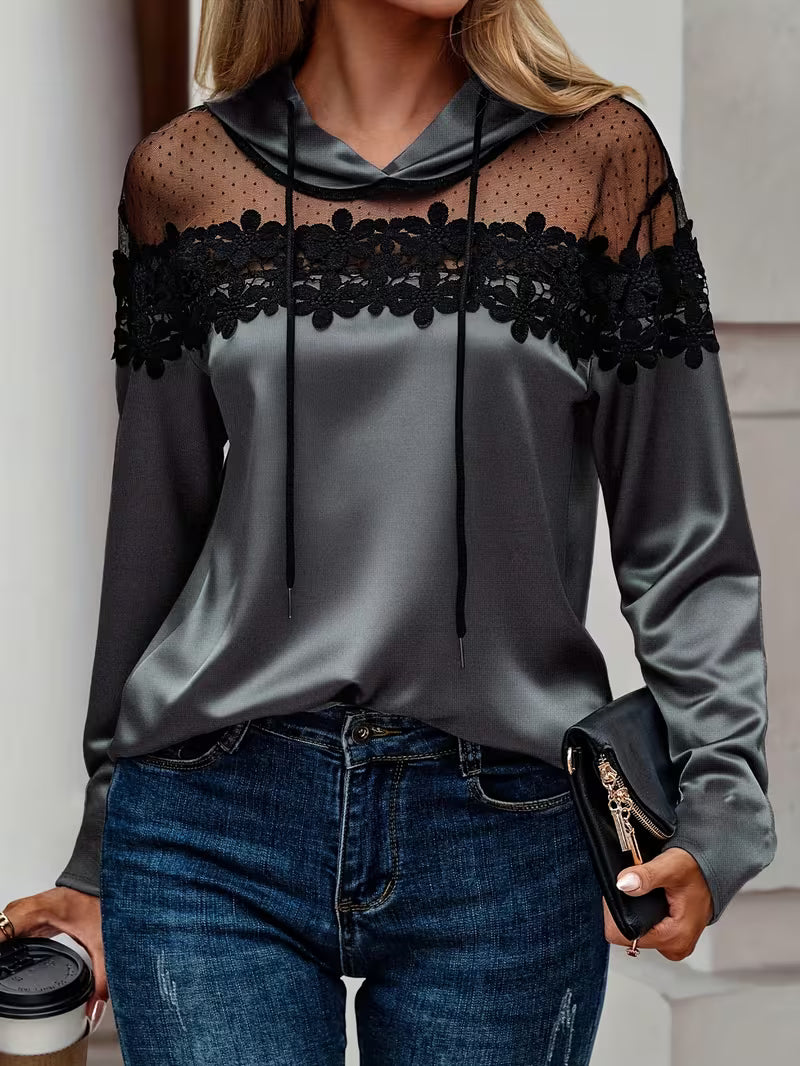 Haut femme à capuche avec dentelle et maille transparente