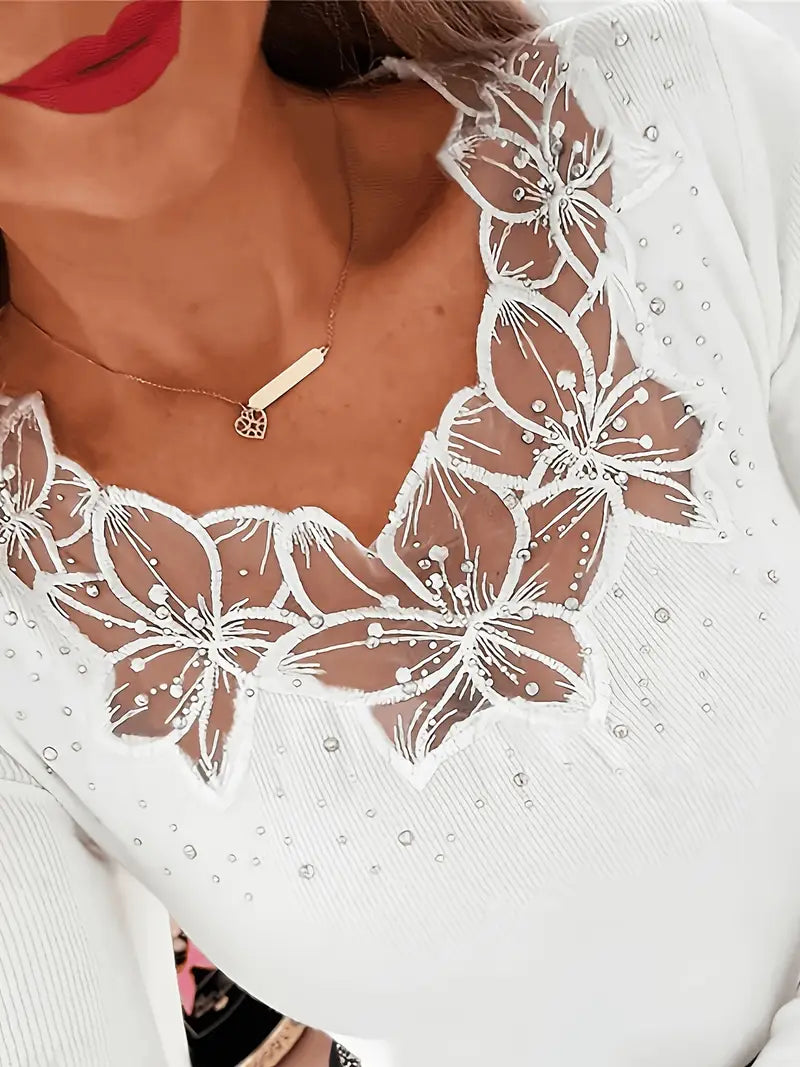 CLAIRE LYON | HAUT COL V EN DENTELLE POUR FEMMES