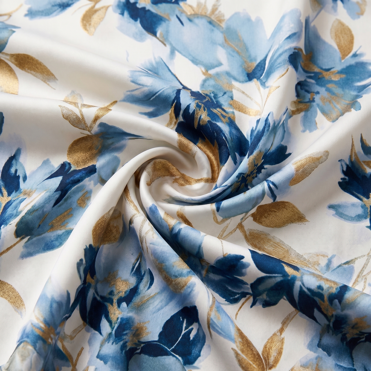 CLAIRE LYON | ROBE FLORALE EN WRAP POUR FEMMES