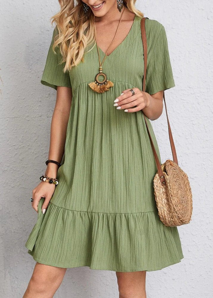 CLAIRE LYON | ROBE FLATTEUSE POUR FEMMES