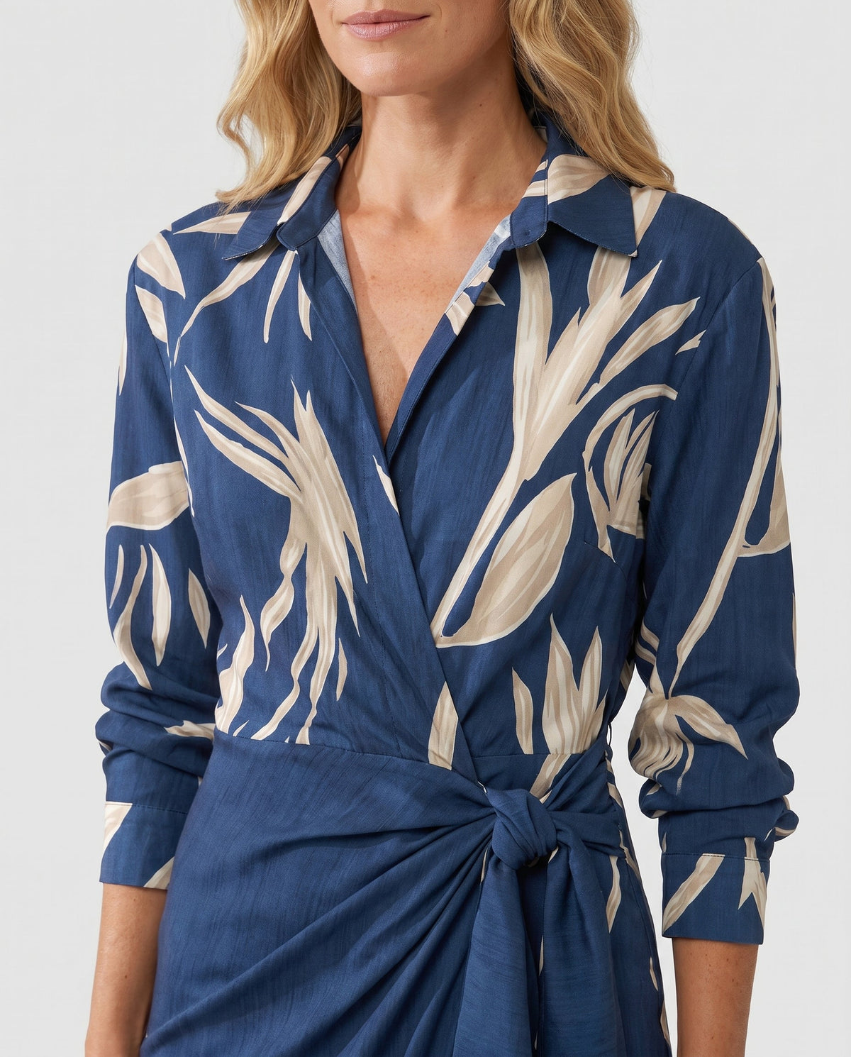 CLAIRE LYON | ROBE MAXI MODERNE POUR FEMMES