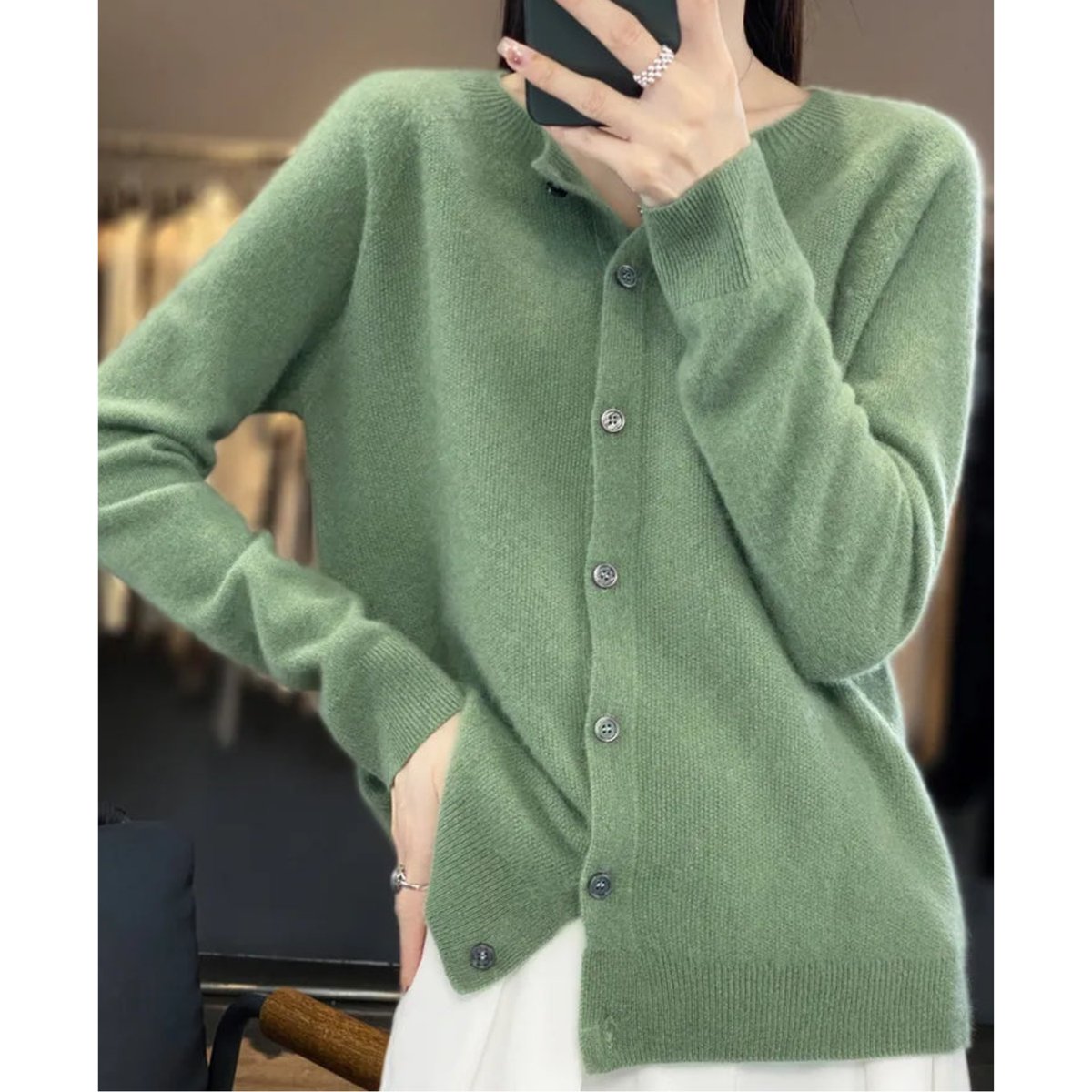 Karine - Cardigan Élégant Boutonné Col Rond