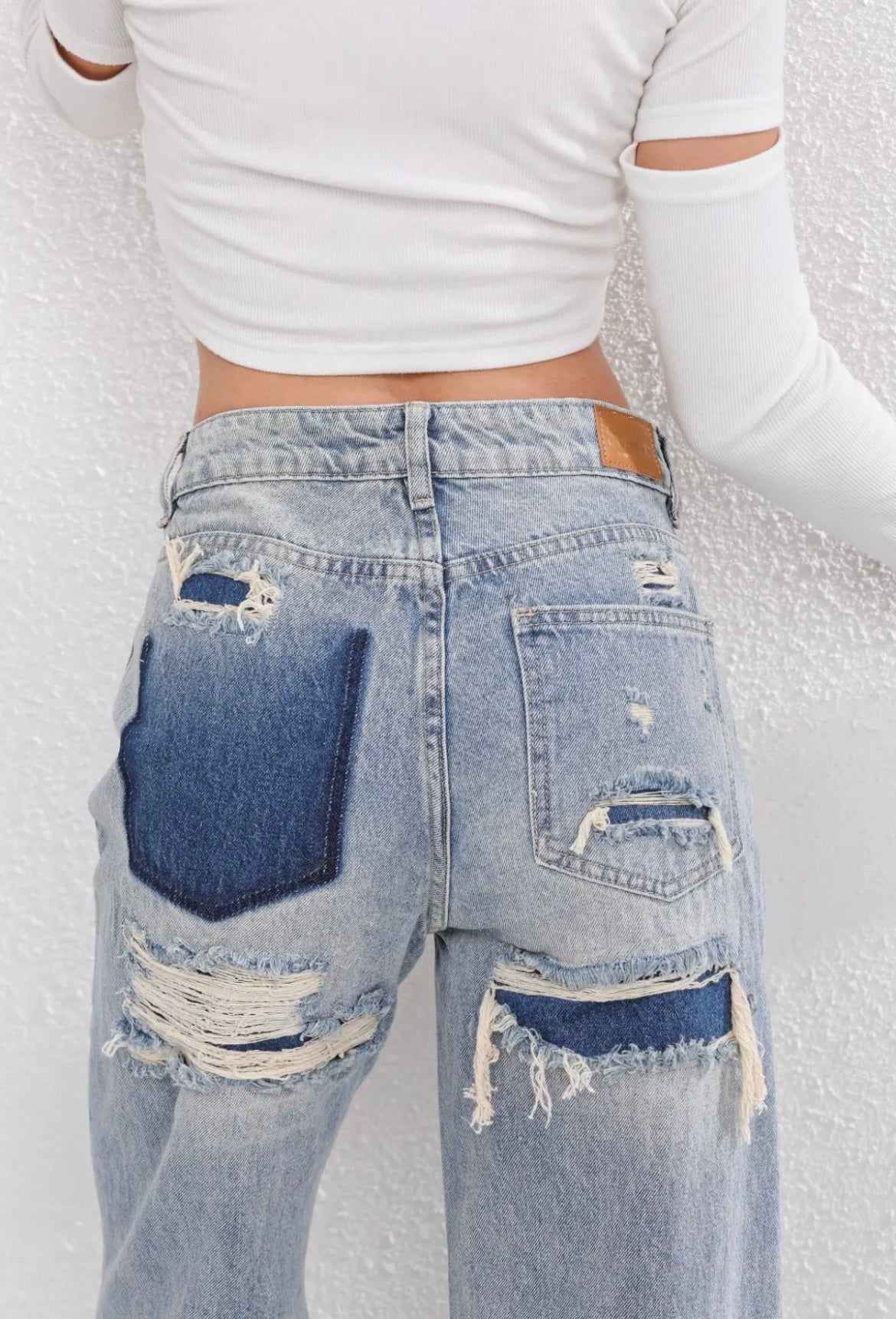 CLAIRE LYON | JEANS DÉCHIRÉS ANCIENNE POUR FEMMES